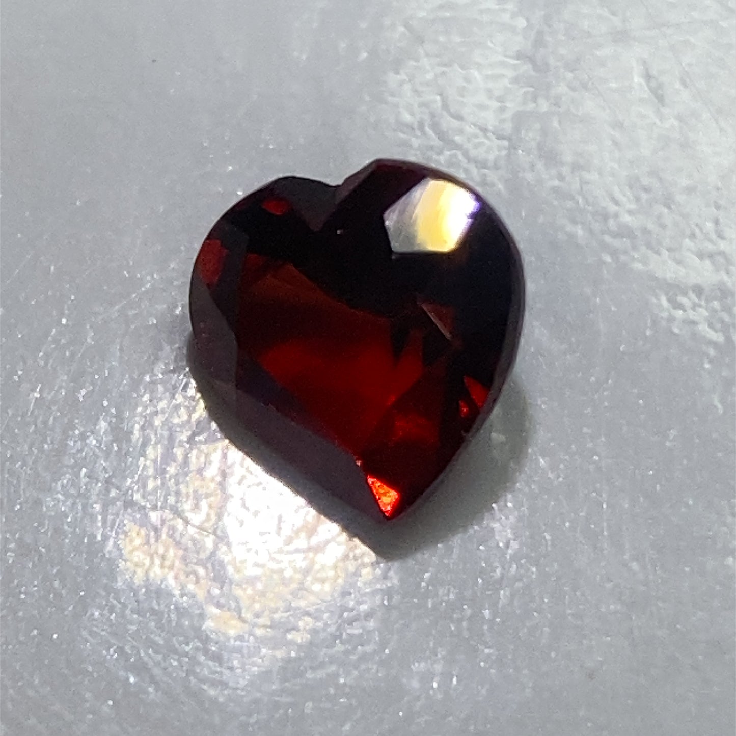 Pyrope-Spessartite Garnet